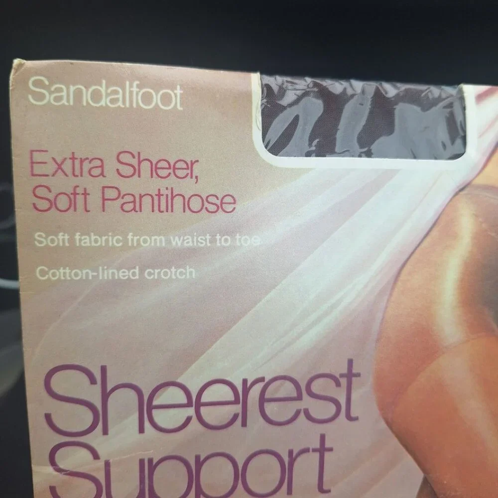 JCPenney Sheerest Support Pantihose Taupe‎ 41 Sandalfoot Average Nylon Spandex